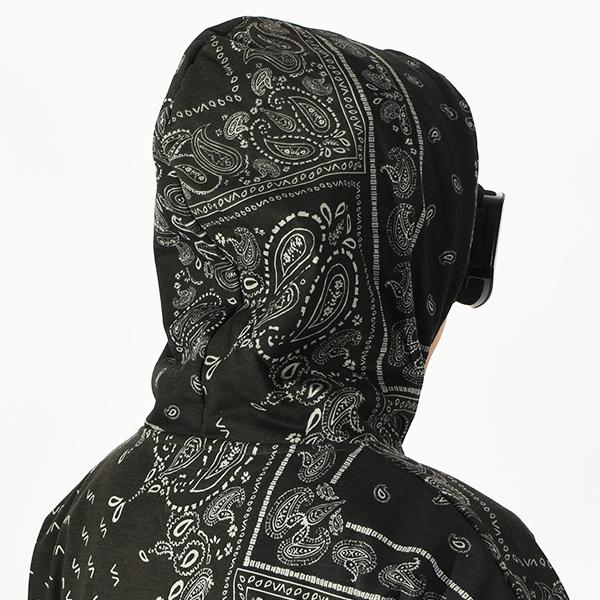 RVCA 35%off プルオーバーパーカー ルーカ メンズ バンダナ柄 裏 RVCA 35%off プルオーバーパーカー ルーカ メンズ バンダナ柄 裏