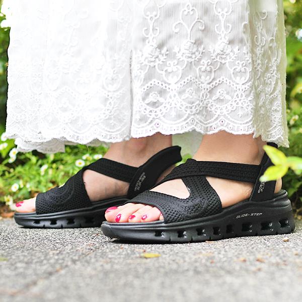 手を使わずにスッと履ける スケッチャーズ サンダル レディース SKECHERS スリップインズ グリッド ステップ プロ スポーツサンダル 119557の画像
