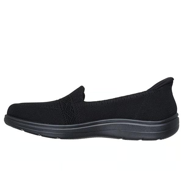 SKECHERS（スケッチャーズ） 2026春夏新色 高反発クッション 手を使わ