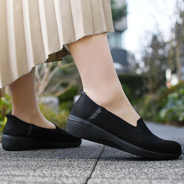 SKECHERS（スケッチャーズ） 手を使わずにスッと履ける スリッポン