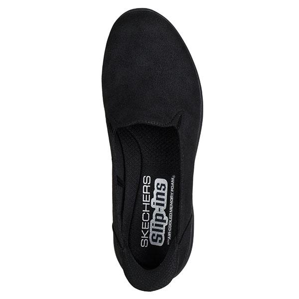 SKECHERS（スケッチャーズ） 手を使わずにスッと履ける スリッポン
