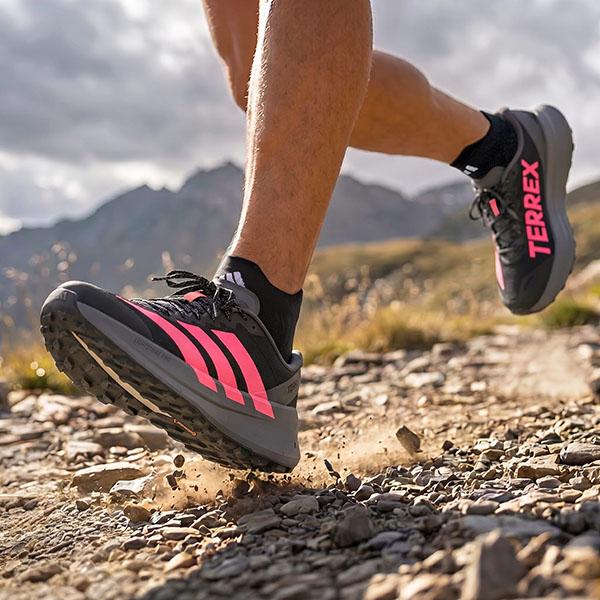 adidas（アディダス） 2026秋冬新作 メンズ アウトドアシューズ adidas