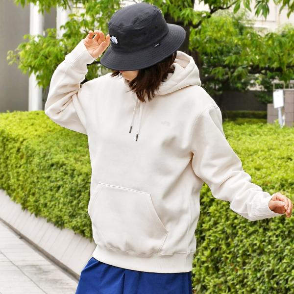 THE NORTH FACE 小さめロゴ ノースフェイス パーカー 裏起毛 THE NORTH FACE 小さめロゴ ノースフェイス パーカー 裏起毛