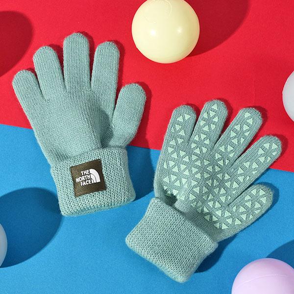 THE NORTH FACE（ザ ノースフェイス） ネコポス発送！子供 中厚手