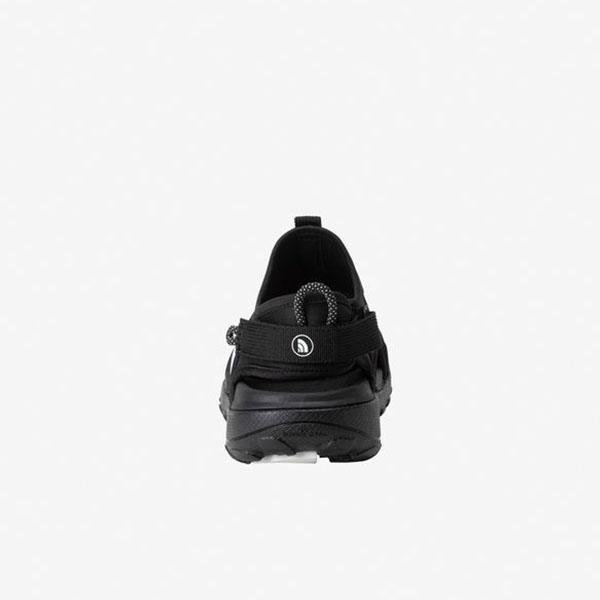 2026春夏新作 つま先 保護 水陸両用 ノースフェイス サンダル キッズ 子供 スニーカー THE NORTH FACE シャンダル ブラック 黒 NFJ02693の画像