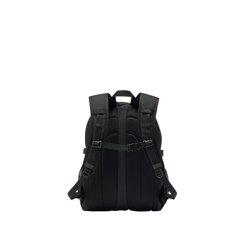 2026春夏新作 注目モデル ノースフェイス リュックサック レディース メンズ ビッグロゴ THE NORTH FACE Leap 20 リープ 23L ブラック 黒 NM62611の画像
