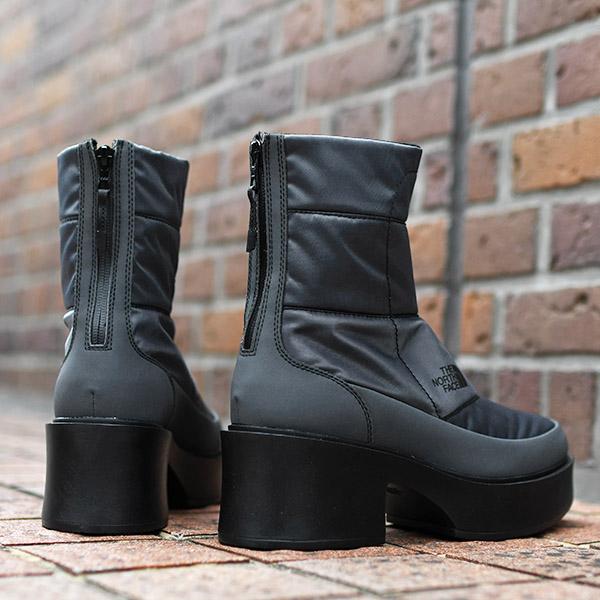 THE NORTH FACE（ザ ノースフェイス） 濡れた路面に滑らない ノース