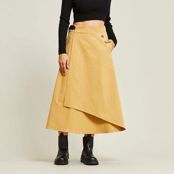 adidas 速乾性 長袖シャツ スカート セット adidas（アディダス） スカート フレアスカート 3ストライプス SH903