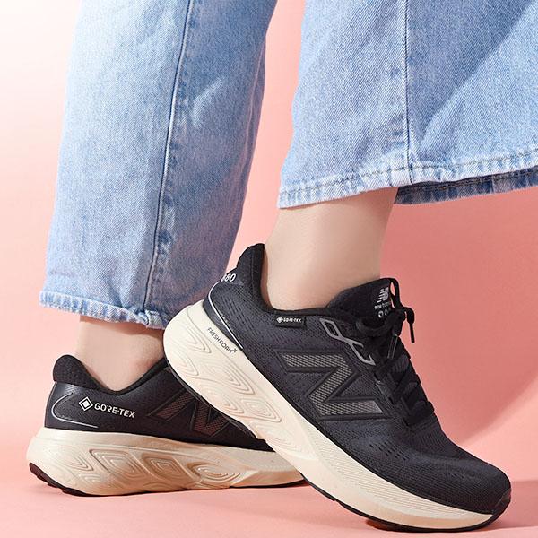 New Balance（ニューバランス） ゴアテックス スニーカー ランニング