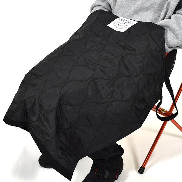 ラスト1  POLeR ポーラー メンズ BBQエプロン Quilt Fabric 2WAY BBQ APRON バーベキュー 防寒 アウトドア キャンプ レディース 25%offの画像