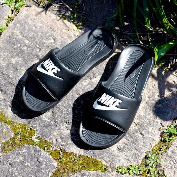 Nike ブラック スライドサンダル 10 NIKE（ナイキ） スポーツサンダル レディース ウィメンズ VICTORI