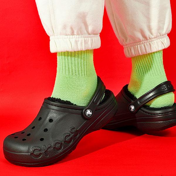 crocs（クロックス） 最終セール 43%off もこもこ レディース メンズ