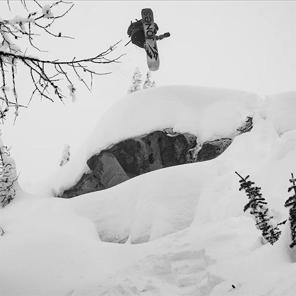JONES SNOWBOARDS（ジョーンズ スノーボード） ラスト1本 158cm スノー