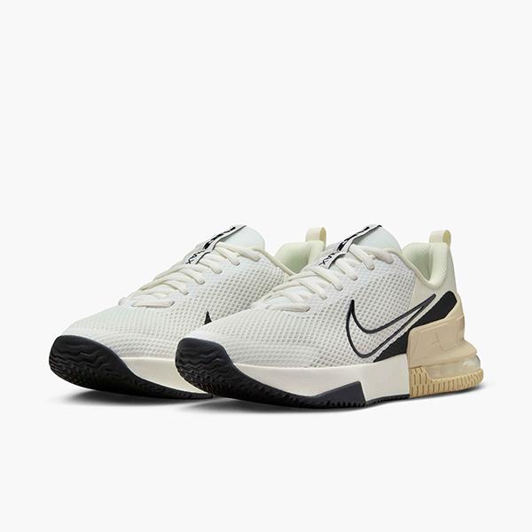 NIKE（ナイキ） 送料無料 スニーカー メンズ エア マックス アルファ