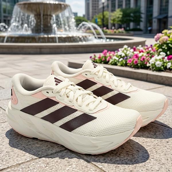 adidas（アディダス） 2026秋冬新作 レディース 厚底 ランニング