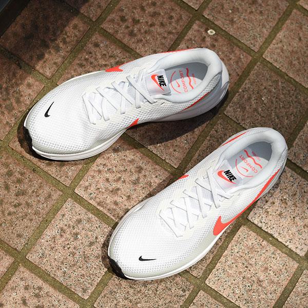 NIKE（ナイキ） 36%off スニーカー 幅広 ランニングシューズ メンズ