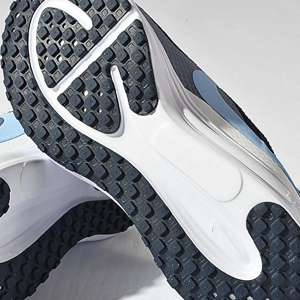 NIKE（ナイキ） ハンズフリーで履ける! スニーカー ランニングシューズ