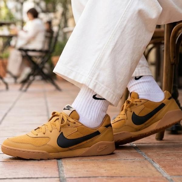 NIKE（ナイキ） スニーカー メンズ テラマンタ シューズ 靴 ローカット