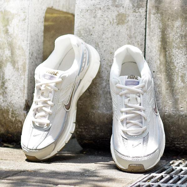 NIKE（ナイキ） 送料無料 スニーカー レディース イニシエーター