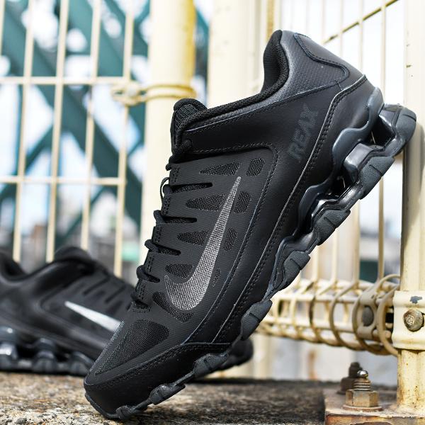 NIKE（ナイキ） 31%off ソールで魅せる スニーカー レディース