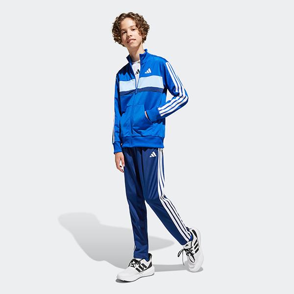 【新品未使用】アディダスジャージ上下セット　② adidas（アディダス） 2026秋冬新色 キッズ ジャージ 上下セット