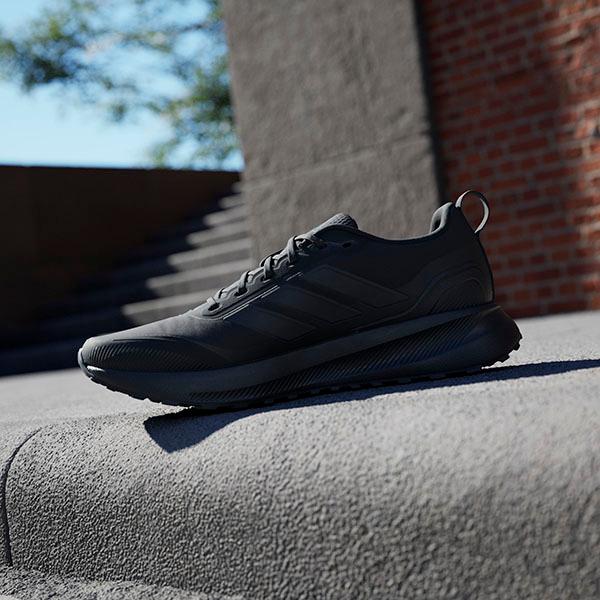 adidas（アディダス） 撥水 メンズ ランニングシューズ adidas