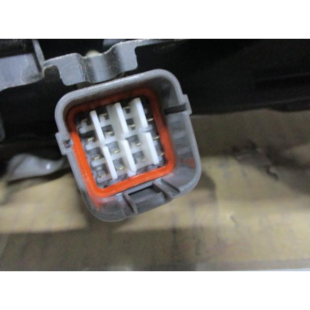 スバル XV GT7 純正 右ヘッドライト ヘッドランプ LED 84002FL000 1923
