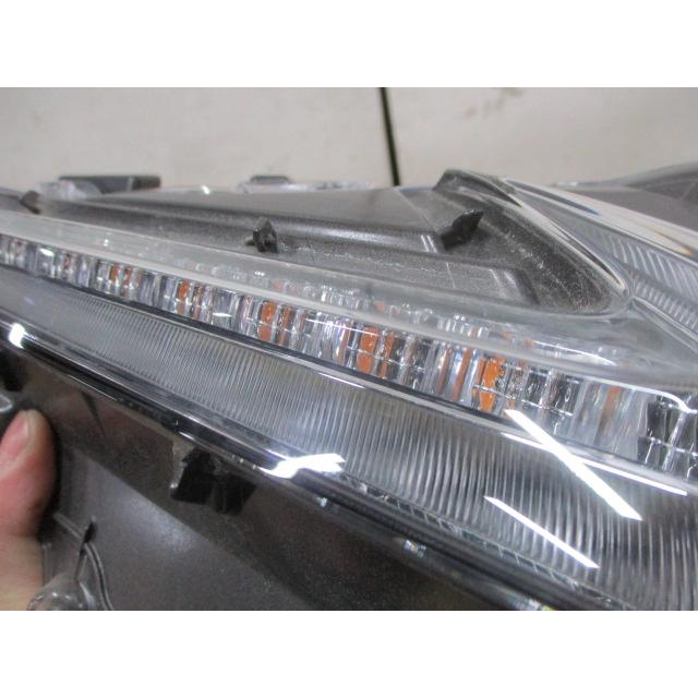 レクサス NX300 AGZ10 純正 右クリアランスランプ シーケンシャル LED
