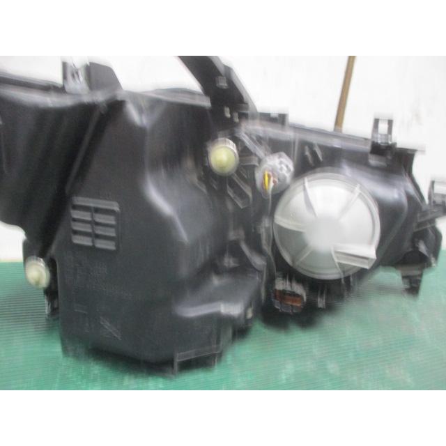 日産 ニッサン セレナ DAA-GC27 左ヘッドライト ヘッドランプ LED 100 