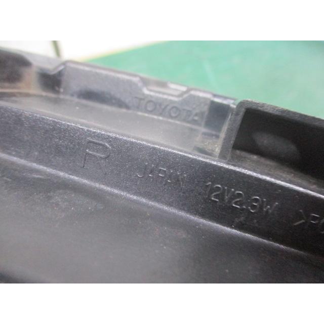 トヨタ プリウスアルファ DAA-ZVW41 純正 左右デイライト LED 81430