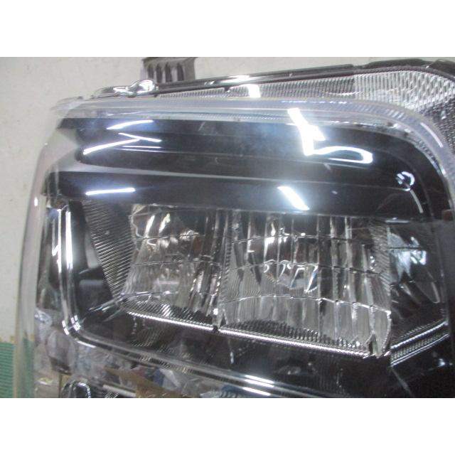 スズキ エブリィワゴン 3BA-DA17W 純正 右ヘッドライト ヘッドランプ