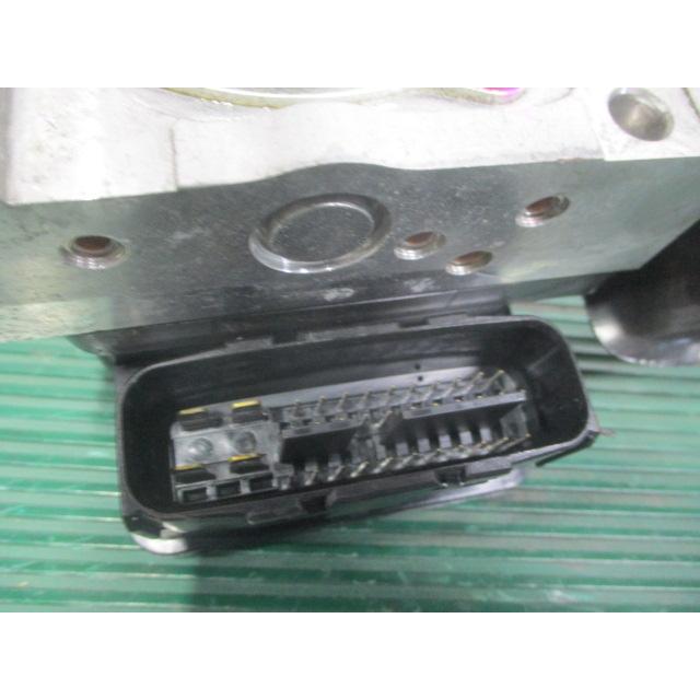 ホンダ オデッセイ アブソルート DBA-RC1 ABSブレーキアクチュエーター