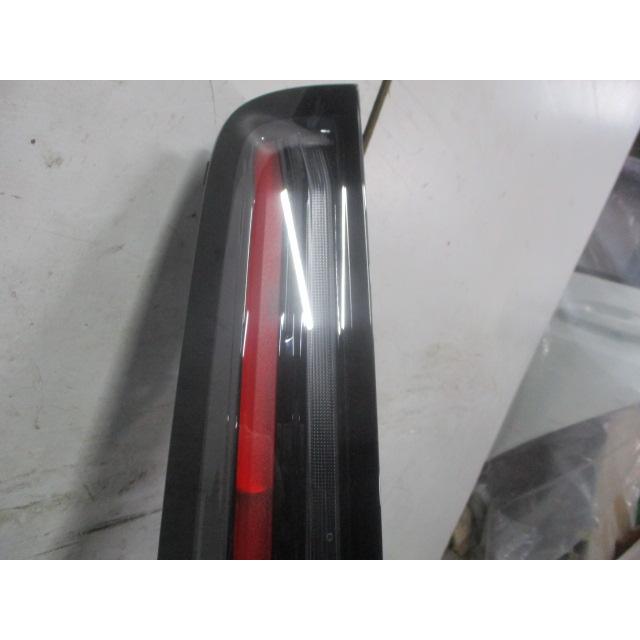 ホンダ ステップワゴン 6AA-RP8 左テールライト テールランプ LED