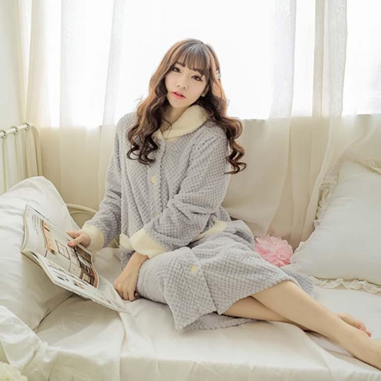 ガウン ワンピース ふわふわ レディース バスローブ 長袖ワンピース 前開き パジャマ もこもこ 姫系 可愛い マキシ丈 暖かい 防寒 秋冬 お風呂上 Takew0027 Elevenoneヤフー店 通販 Yahoo ショッピング