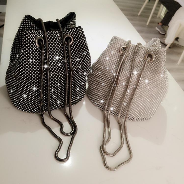 送料無料》全3色！チェーン ショルダーバッグ ラインストーン バケツ