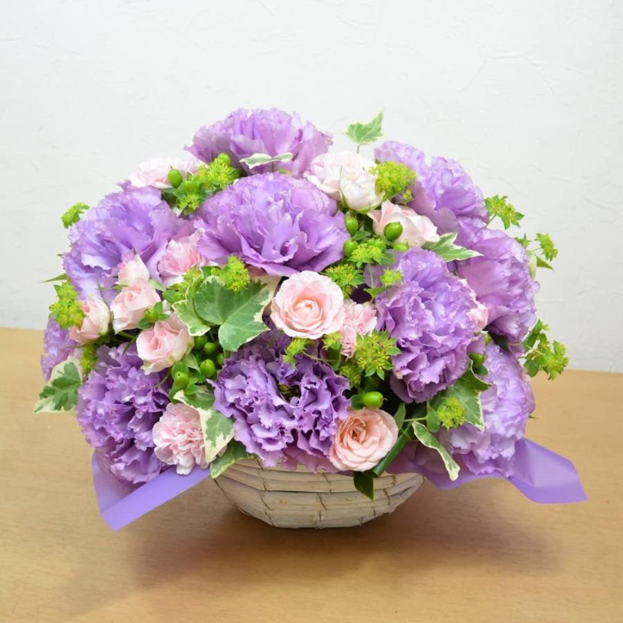 紫を基調とした ボリュームアレンジメント お花の延命剤付 誕生日 結婚祝い お祝い フラワーギフト プレゼント 贈り物 古希 敬老の日