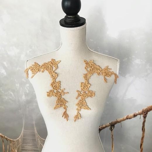 77 Off フラワーモチーフレース お花 ペアセット レース アップリケ レオタード キャラメル 衣装 バトンモチーフ 男子レオタード 新体操レオタード Sarozambia Com