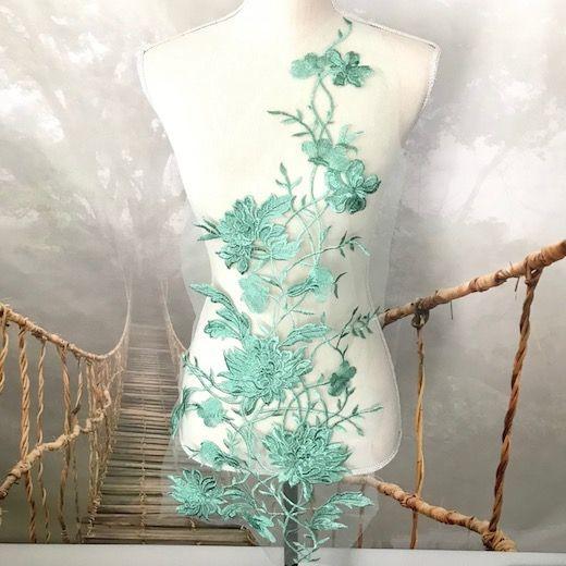 衣装 装飾 ドレス モチーフレース レースモチーフ 刺繍モチーフ ゴールド 衣装モチーフ ウェディング レオタードモチーフ バトンモチーフ 素材 材料 B1 1 Elisabeth Smile Craft Shop 通販 Yahoo ショッピング