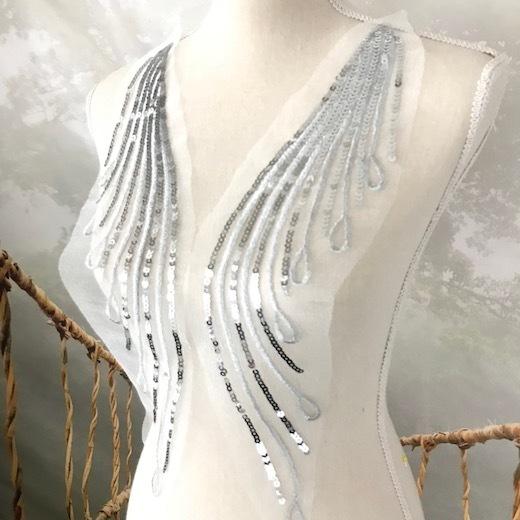 スパンコール モチーフ フェザー シルバー 羽根 チュールモチーフ