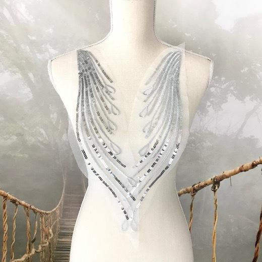 スパンコール モチーフ フェザー シルバー 羽根 チュールモチーフ