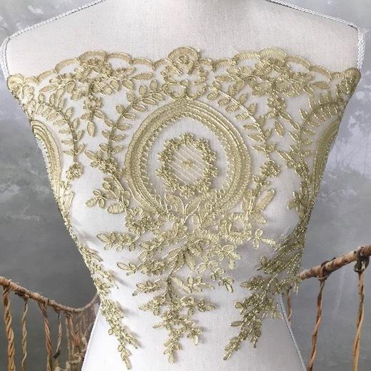 チャコット　チュチュ　MB 袖付き　美品　金色縁取り・レース・ビーズ装飾 楽天市場】刺繍 ビーズ モチーフ 約36cm 全4色 □ ワッペン チュール