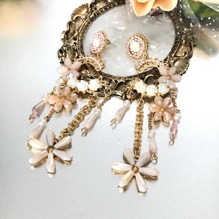 ピアス ラインストーンピアス 衣装 花 イヤリング アクセサリー ピアス ラインストーンピアス 衣装 花 イヤリング アクセサリー