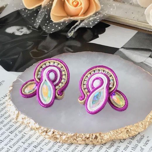 ピアス ラインストーンピアス ソウタシエ ストーンピアス アクセサリー