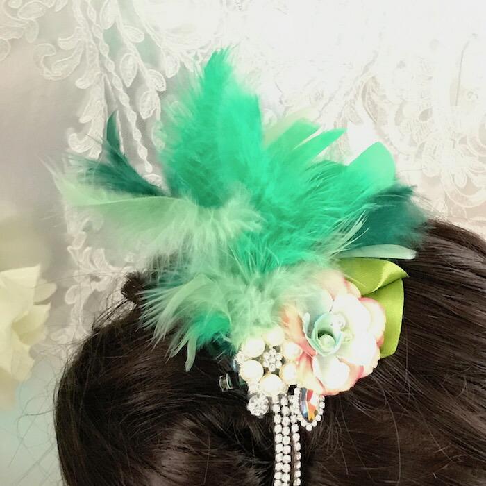 割引購入 ヘア飾り ヘアアクセサリー ヘッドピース コサージュ 羽根付き フェザー ヘッドドレス ダンス衣装 髪飾り 社交ダンス 衣装 ブローチ グリーン Babylonrooftop Com Au
