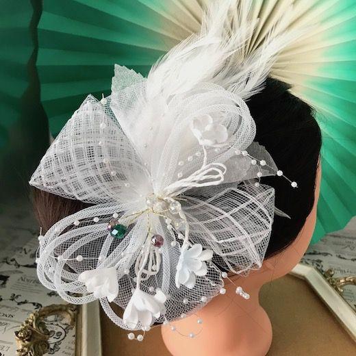 髪飾り 羽フェザー 白 ホワイト ヘッドドレス ヘアアクセサリー ダンス