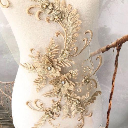 チュールモチーフ ゴールド系 特大 3D 花 刺繍 ハンドメイド 衣装 装飾