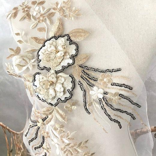 モチーフ スパンコールモチーフ 金色 チュールモチーフ 花 3D