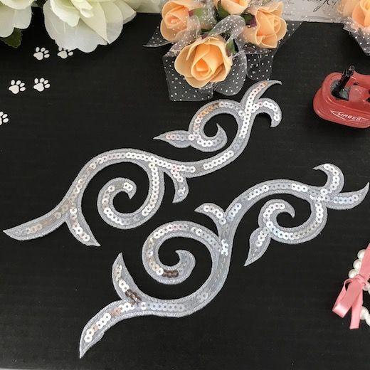 スパンコールモチーフ シルバー キラキラ ワッペン アップリケ 渦巻き風 バトンモチーフ スパンコール付き 貼り付け ハンドメイド レオタード 装飾 衣装作り Ot2 1 Elisabeth Smile Craft Shop 通販 Yahoo ショッピング