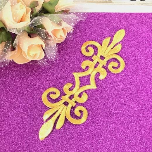 297円 送料関税無料 ゴールド レオタード バトン モチーフ ワッペン アイロン用 貼り付け アップリケ ハンドメイド パーツ 衣装 レオタードモチーフ バレエ衣装