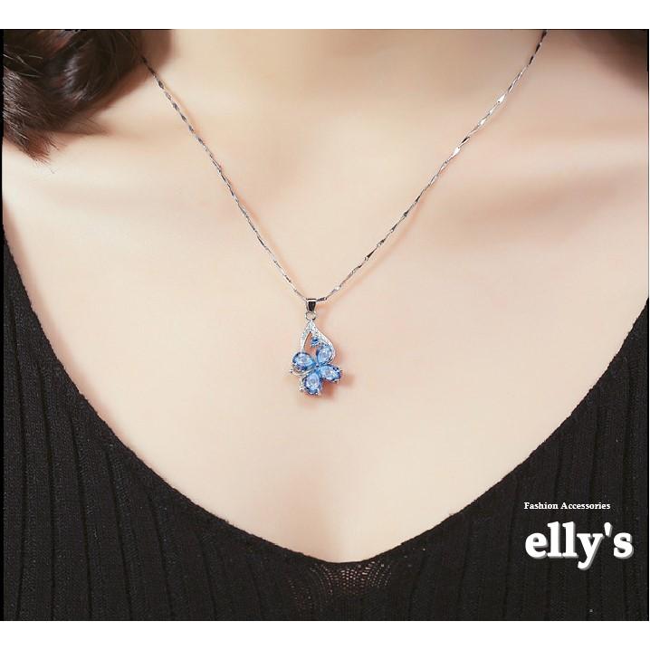 クローバー型　レディースネックレス　薄青　カルセドニー　ヴィンテージ クローバーモチーフ レディースネックレス パープル ブルー ペンダント